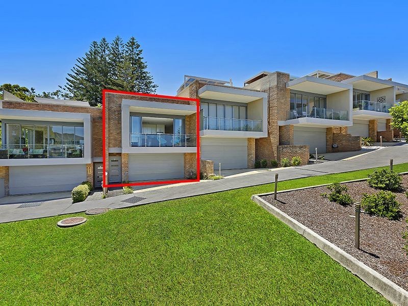 7/146-148 Ocean Parade, Blue Bay NSW 2261