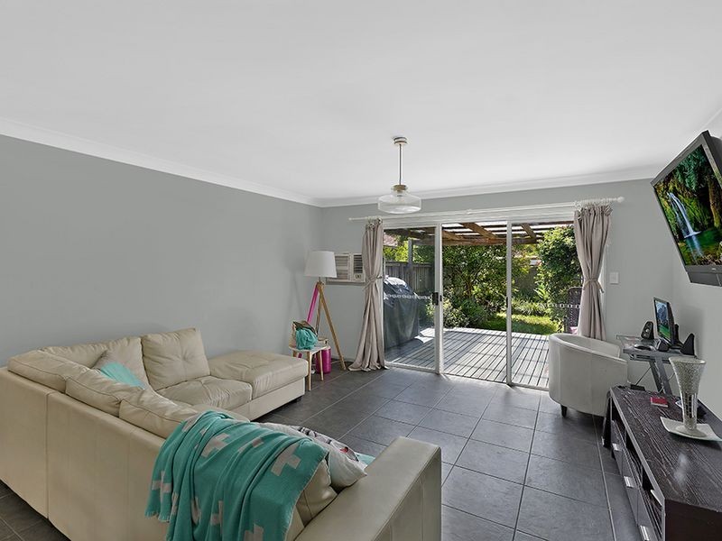 4A Aurora Place, Bateau Bay NSW 2261