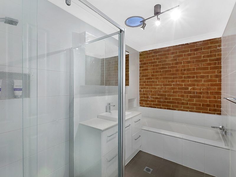 4A Aurora Place, Bateau Bay NSW 2261