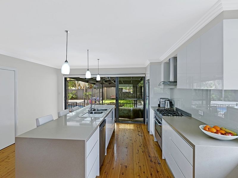 47 Belford Avenue, Bateau Bay NSW 2261