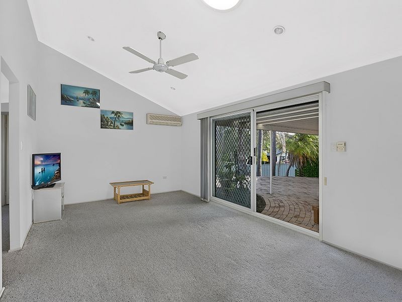 1 Bolton Street, Bateau Bay NSW 2261
