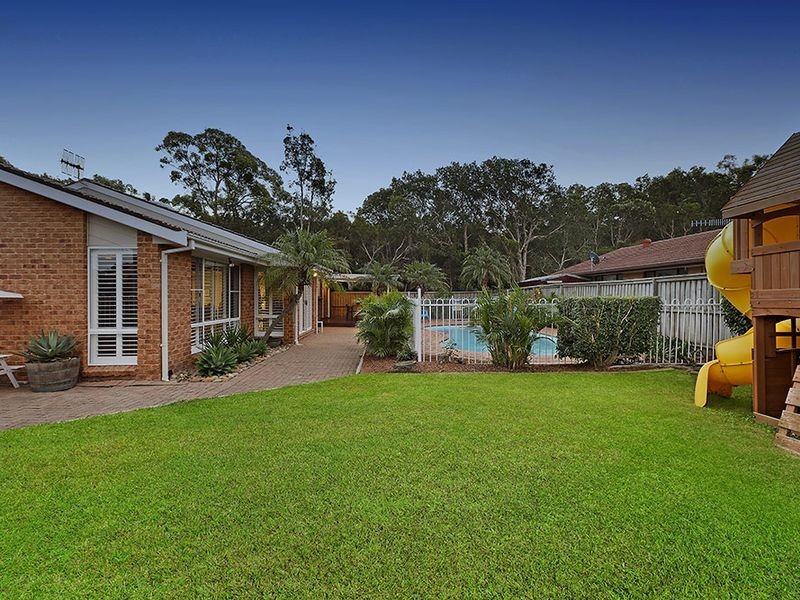11 Viscount Close, Shelly Beach NSW 2261