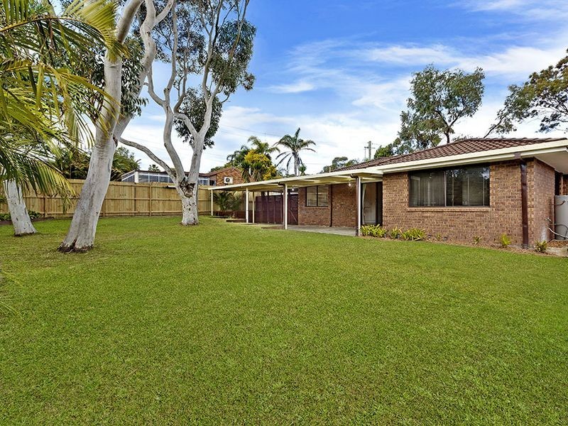 19 Cynthia Street, Bateau Bay NSW 2261