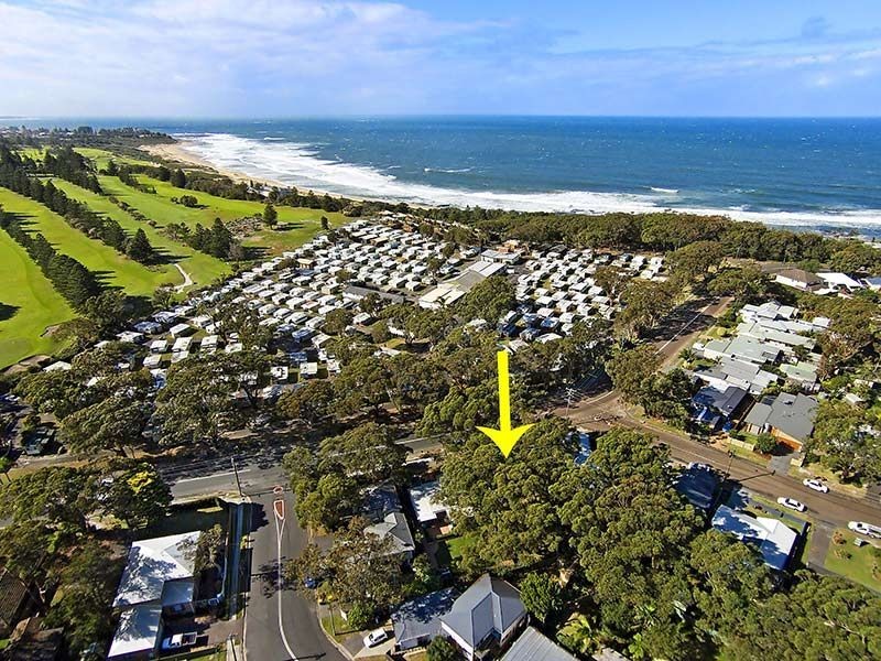 19 Bateau Bay Road, Bateau Bay NSW 2261