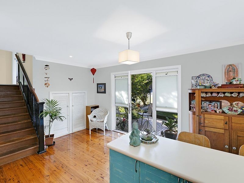 19 Hilltop Street, Bateau Bay NSW 2261