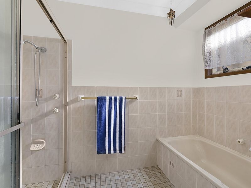 7 Montana Place, Bateau Bay NSW 2261