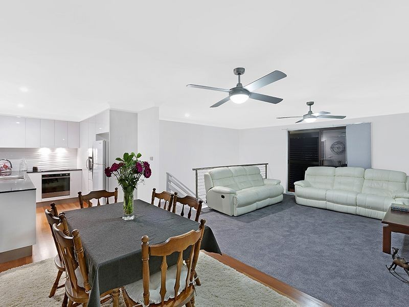 56 Rotherham Street, Bateau Bay NSW 2261