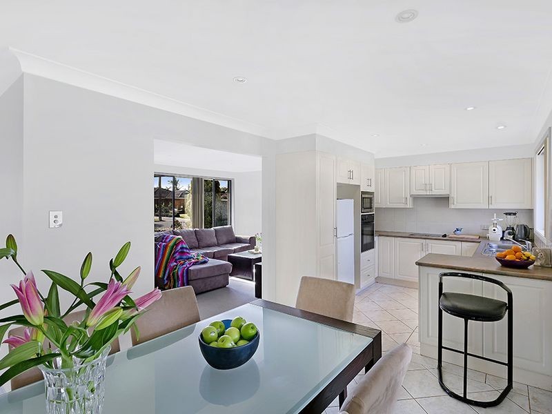 19 Captain Cook Crescent, Long Jetty NSW 2261