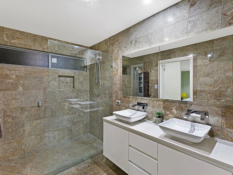 61 Sierra Avenue, Bateau Bay NSW 2261