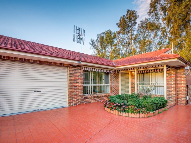 7 Castlereagh Crescent, Bateau Bay NSW 2261