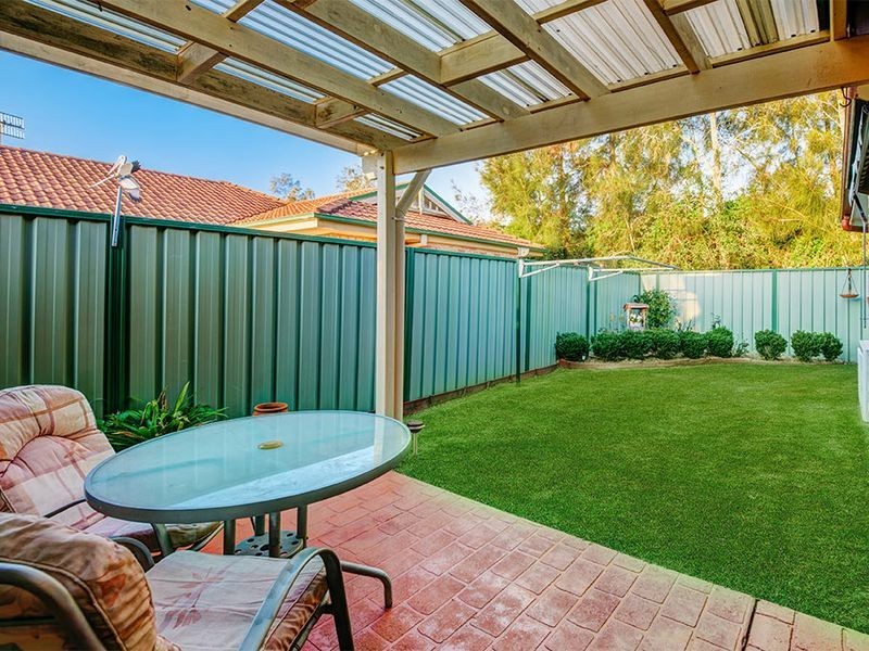 7 Castlereagh Crescent, Bateau Bay NSW 2261