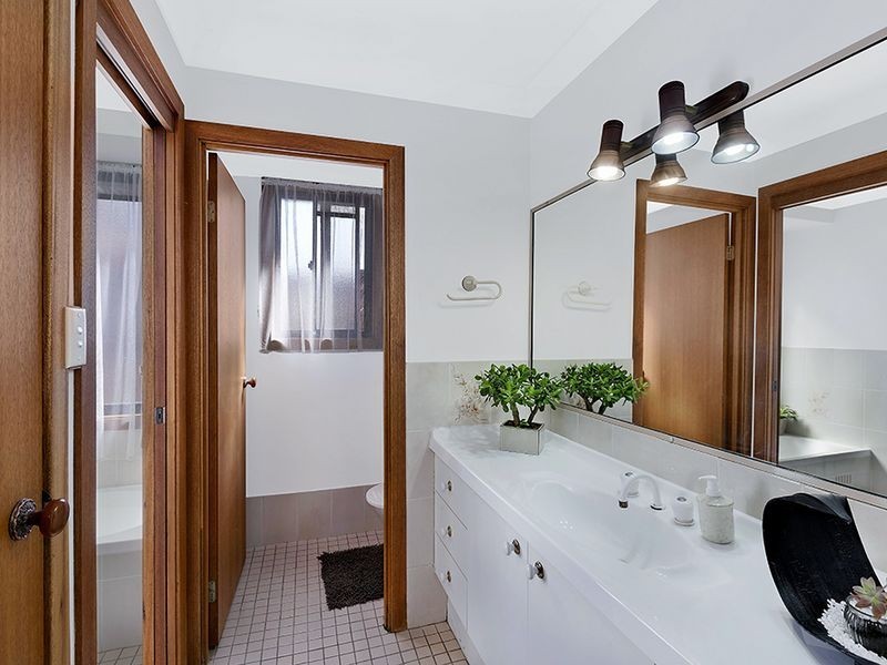 19 Viscount Close, Shelly Beach NSW 2261