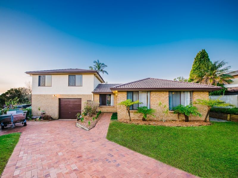 5 Hibiscus Close, Bateau Bay NSW 2261