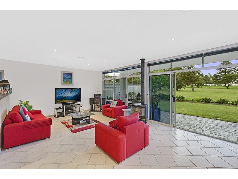 128 Grandview Street, Shelly Beach NSW 2261