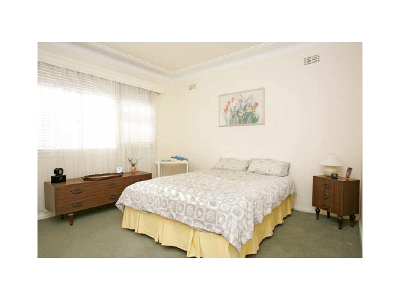 22 Bateau Bay Road, Bateau Bay NSW 2261