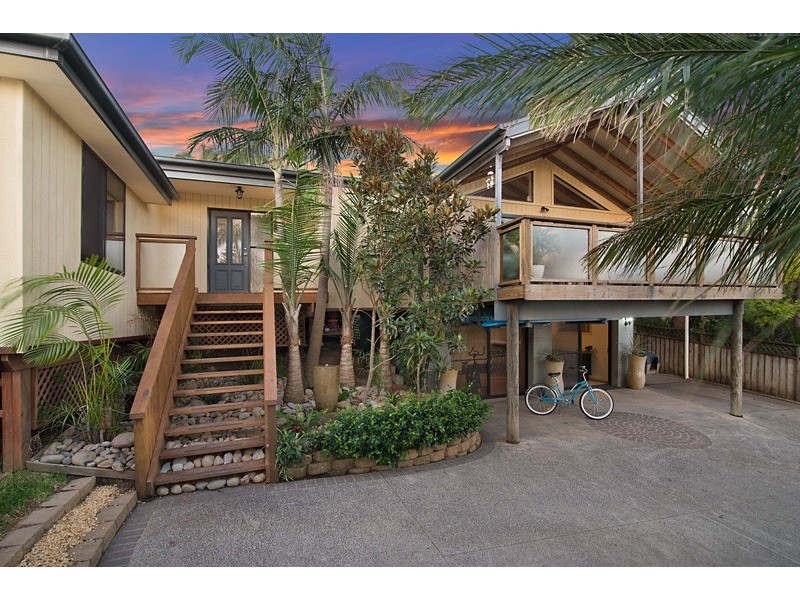 36 Morley Ave, Bateau Bay NSW 2261