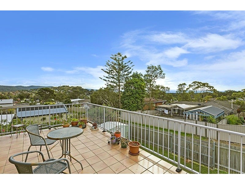 3 Caloola Close, Bateau Bay NSW 2261