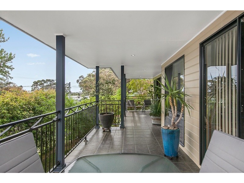 96 Lakin Street, Bateau Bay NSW 2261