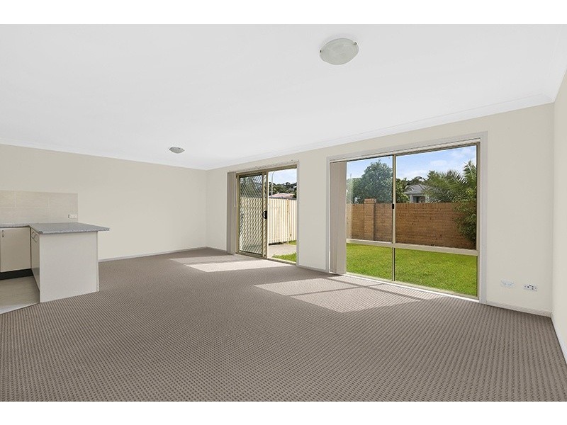 7/19 Aurora Place, Bateau Bay NSW 2261