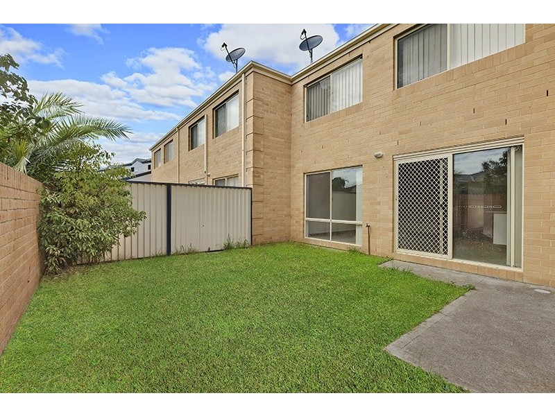 7/19 Aurora Place, Bateau Bay NSW 2261