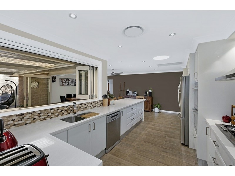 51 Morley Avenue, Bateau Bay NSW 2261