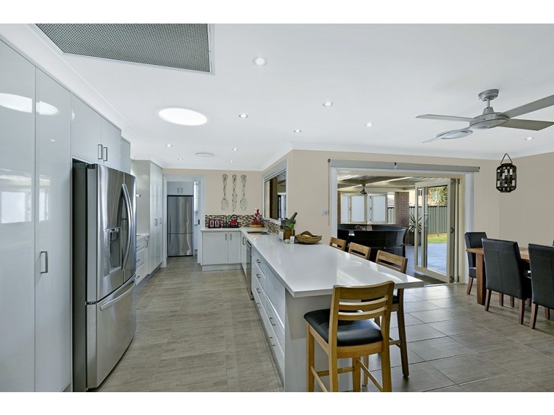 51 Morley Avenue, Bateau Bay NSW 2261