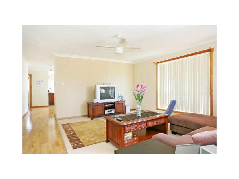 71b Hume Blvd, Killarney Vale NSW 2261