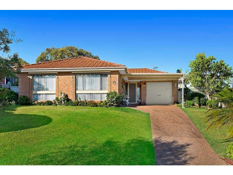 24 Bolton Street, Bateau Bay NSW 2261
