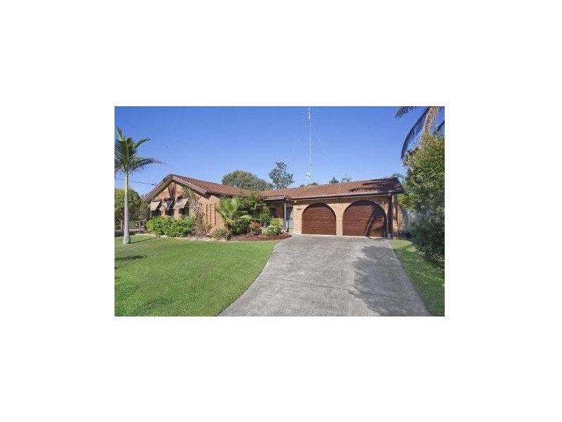3 Richmond Close, Bateau Bay NSW 2261