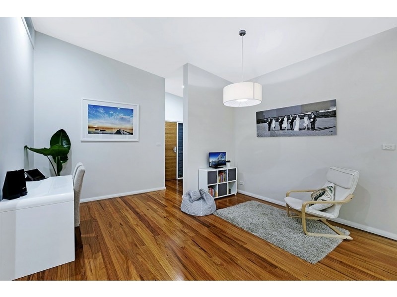 1 Bias Avenue, Bateau Bay NSW 2261