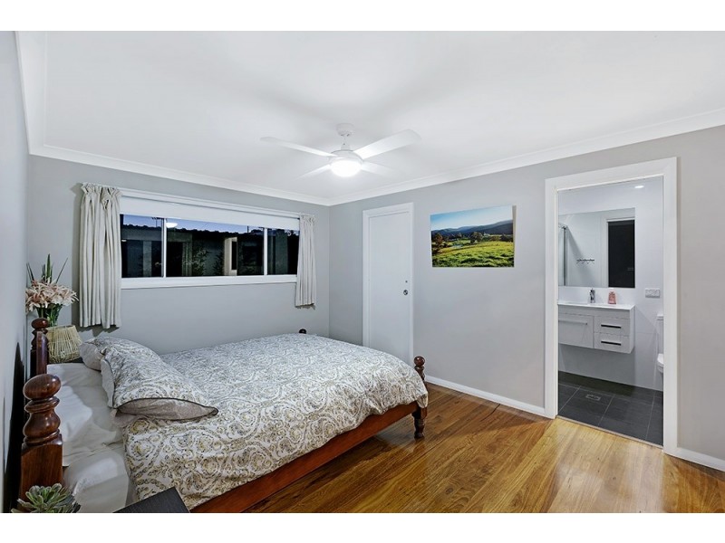 1 Bias Avenue, Bateau Bay NSW 2261