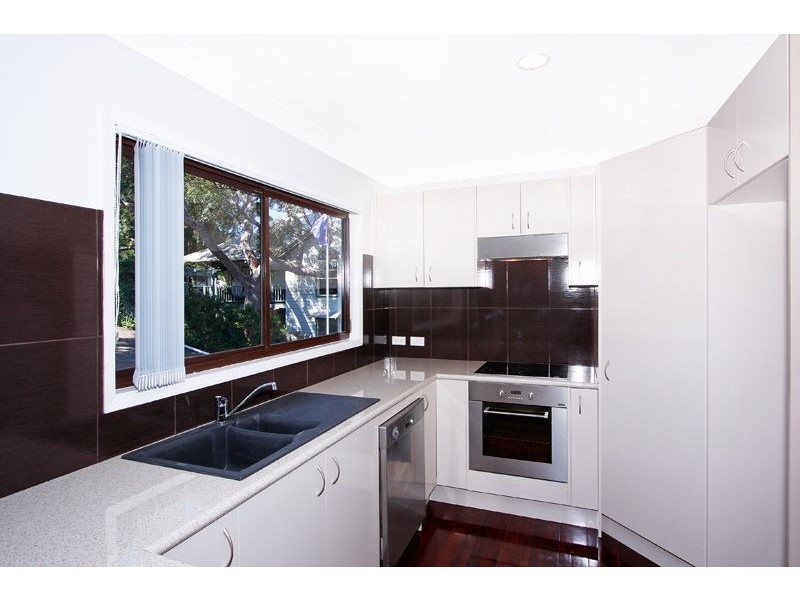 2/49 Berne Street, Bateau Bay NSW 2261