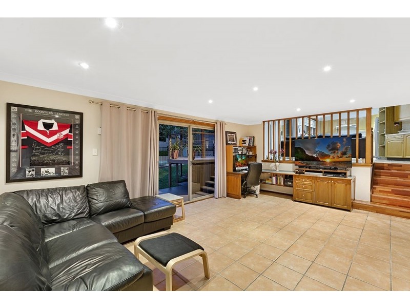 19 Stornaway Crescent, Berkeley Vale NSW 2261