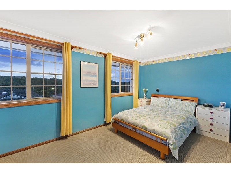 19 Stornaway Crescent, Berkeley Vale NSW 2261