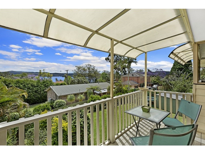6 Cudgee Close, Green Point NSW 2251