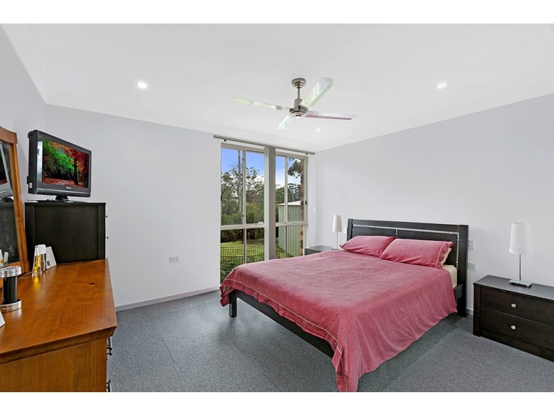 6 Cudgee Close, Green Point NSW 2251