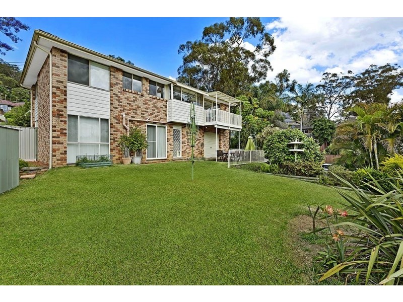 6 Cudgee Close, Green Point NSW 2251