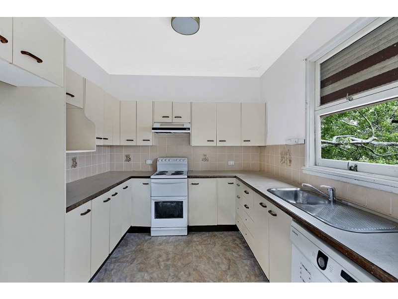 81 Lakin Street, Bateau Bay NSW 2261