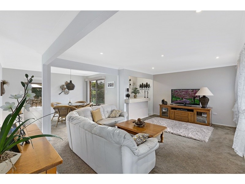 4 Viscount Close, Shelly Beach NSW 2261