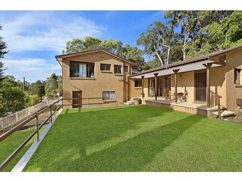 10 Darrin Close, Bateau Bay NSW 2261