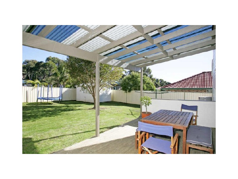 Bateau Bay NSW 2261