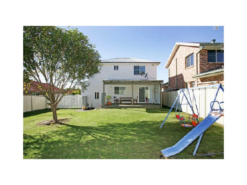 Bateau Bay NSW 2261