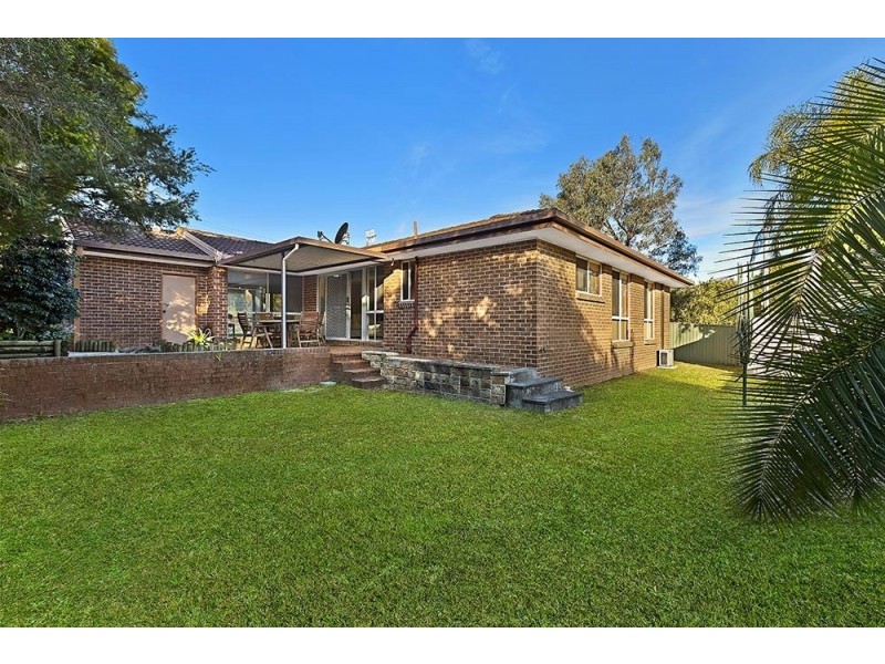2 Jessica Street, Bateau Bay NSW 2261