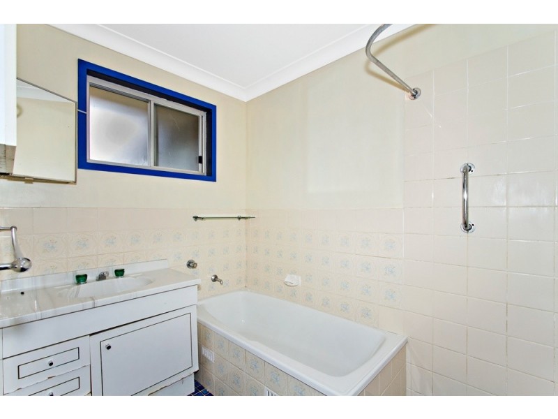 596 Coleridge Road, Bateau Bay NSW 2261