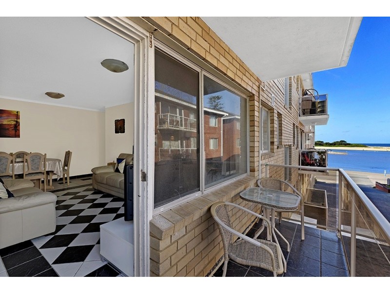8/11 Marine Parade, The Entrance NSW 2261