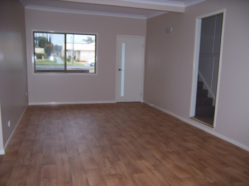 498 The Entrance Road, Bateau Bay NSW 2261