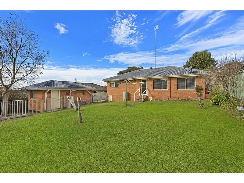 14 Newhaven Place, Bateau Bay NSW 2261