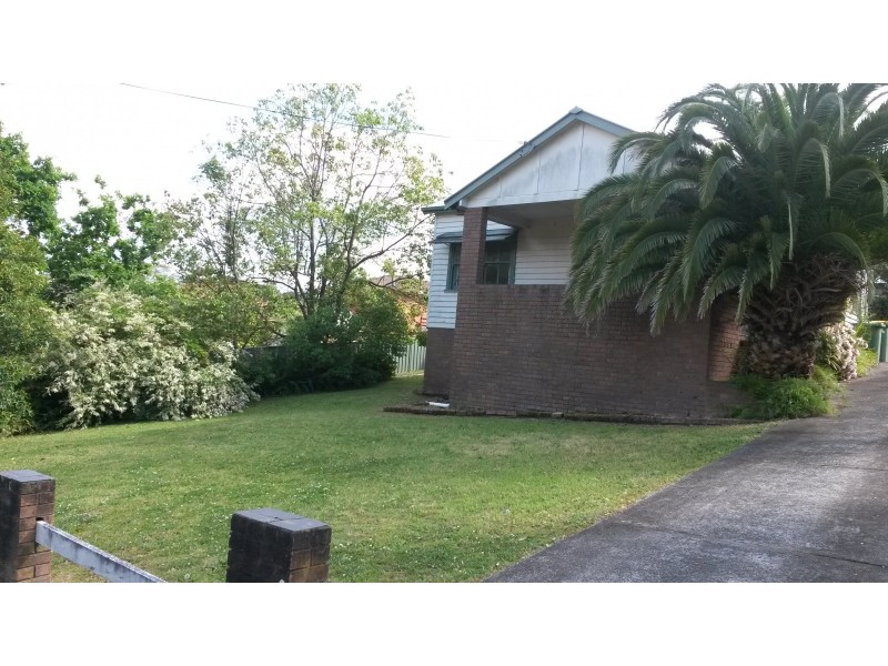 8 Hargrave Street, Wyong NSW 2259