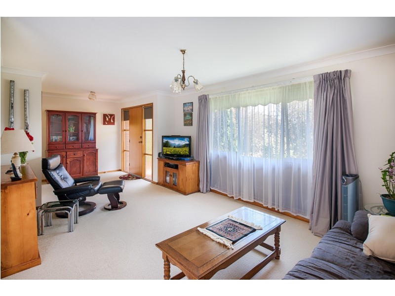8 Rawsthorne Court, Bateau Bay NSW 2261