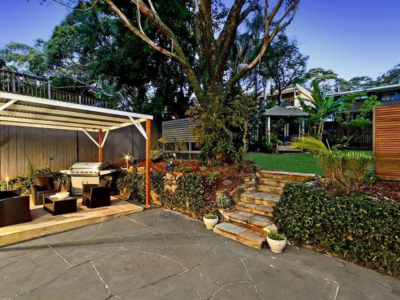 13 Toongara Avenue, Bateau Bay NSW 2261